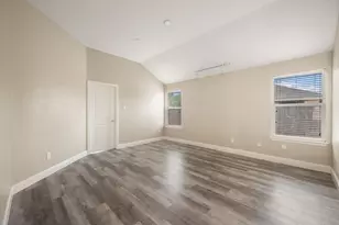 460 Cranbrook Ln, Grand Prairie, TX 75052 - Photo 23
