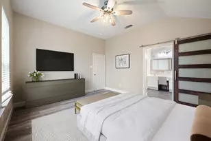460 Cranbrook Ln, Grand Prairie, TX 75052 - Photo 17
