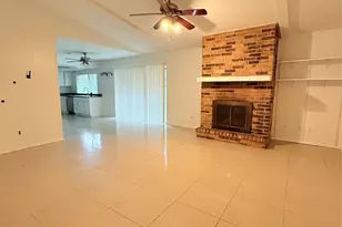 2707 Mark Twain Dr, Farmers Branch, TX 75234 - Photo 3