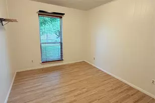 2707 Mark Twain Dr, Farmers Branch, TX 75234 - Photo 7
