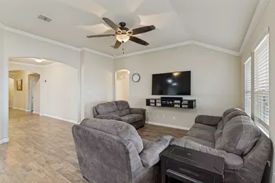 14360 Artisan Drive, Fort Worth, TX 76052 - Photo 5
