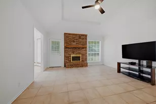 742 S Valentine Dr, Sherman, TX 75090 - Photo 5
