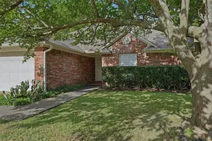 742 S Valentine Dr, Sherman, TX 75090 - Photo 3