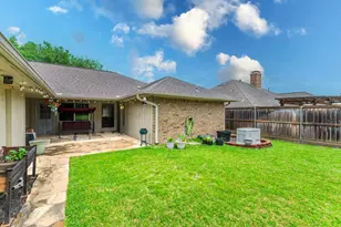 1500 Sunnyslope Dr, Carrollton, TX 75007 - Photo 23