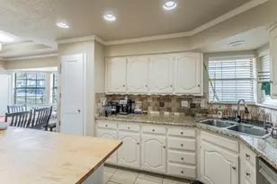 1500 Sunnyslope Dr, Carrollton, TX 75007 - Photo 7