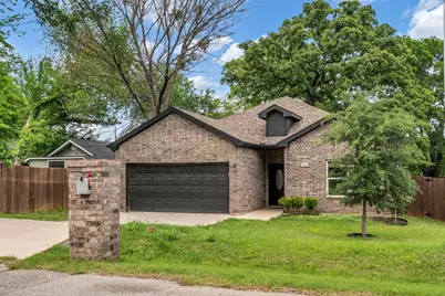 2315 W Bond Street, Denison, TX 75020 - Photo 1