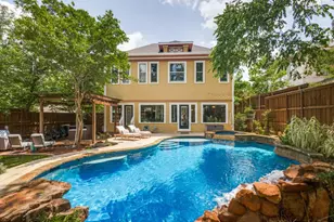 716 W Oak St, Denton, TX 76201 - Photo 35