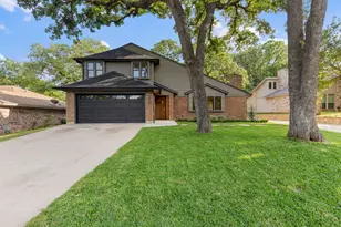 1425 Tiffany Forest Ln, Grapevine, TX 76051 - Photo 1