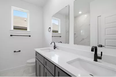 521 W Walker Street, Denison, TX 75020 - Photo 11