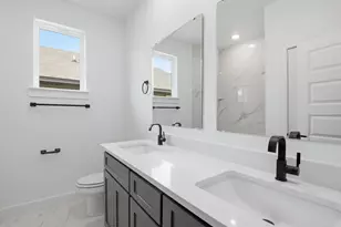 521 W Walker St, Denison, TX 75020 - Photo 11