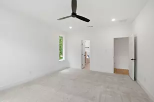521 W Walker St, Denison, TX 75020 - Photo 31