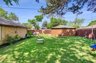 2949 Maydelle Ln, Farmers Branch, TX 75234 - Photo 39