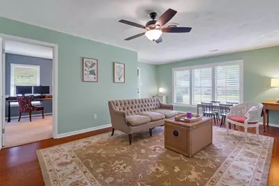 2949 Maydelle Lane, Farmers Branch, TX 75234 - Photo 7