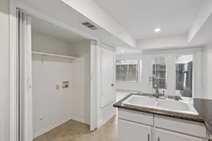 18040 Midway Rd, Dallas, TX 75287 - Photo 13