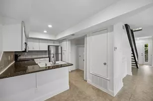 18040 Midway Rd, Dallas, TX 75287 - Photo 9
