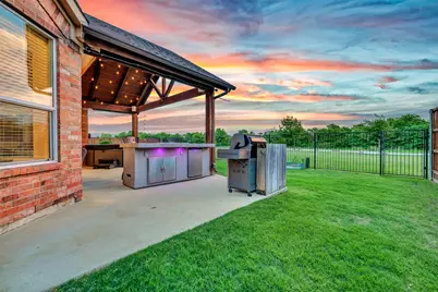 2524 Saddlehorn Drive, Little Elm, TX 75068 - Photo 5