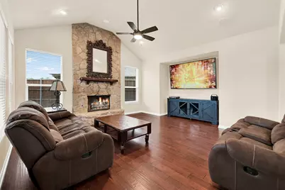 2524 Saddlehorn Drive, Little Elm, TX 75068 - Photo 11