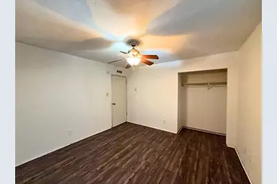 1233 Steinburg Lane, Fort Worth, TX 76134 - Photo 5