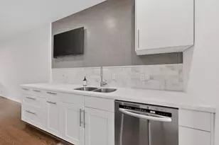 7506 W Northwest Hwy, Dallas, TX 75225 - Photo 19