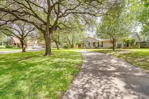 802 Shady Creek Dr, Cleburne, TX 76033 - Photo 3