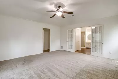 802 Shady Creek Drive, Cleburne, TX 76033 - Photo 27