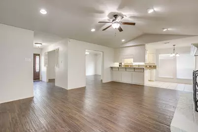 802 Shady Creek Drive, Cleburne, TX 76033 - Photo 23