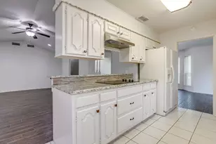 802 Shady Creek Dr, Cleburne, TX 76033 - Photo 15
