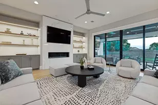 12349 Farmstead Dr, Frisco, TX 75033 - Photo 9