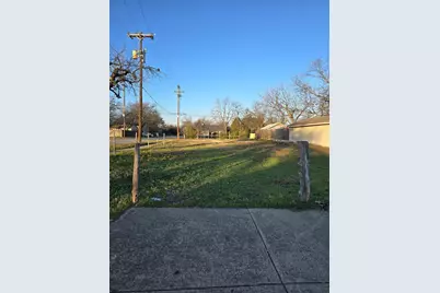 1547 S Denley Drive, Dallas, TX 75216 - Photo 3
