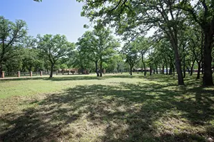 162 Eastledge Dr, Graham, TX 76450 - Photo 33