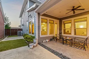 1017 Gardenia St, Carrollton, TX 75007 - Photo 5