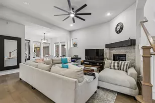 1017 Gardenia St, Carrollton, TX 75007 - Photo 15