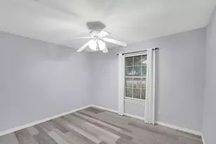 209 Alesha Rd, Red Oak, TX 75154 - Photo 9