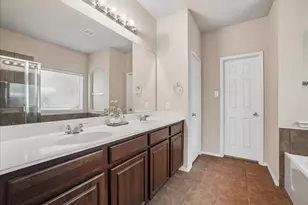 1400 Villa Paloma Blvd, Little Elm, TX 75068 - Photo 17