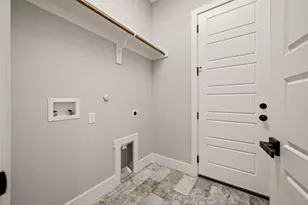 806 N Ave E, Springtown, TX 76082 - Photo 11