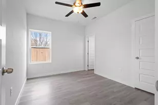 2222 Cedarwood Trail, Granbury, TX 76048 - Photo 5