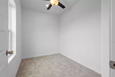 2222 Cedarwood Trail, Granbury, TX 76048 - Photo 7