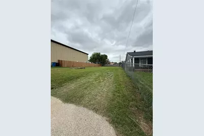 1423 Hendricks Avenue, Dallas, TX 75216 - Photo 5