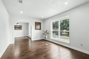 6916 Winchester Pl, Fort Worth, TX 76133 - Photo 5