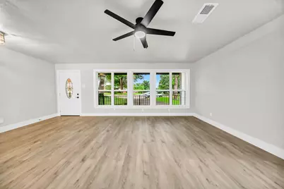 831 Glen Arbor Drive, Dallas, TX 75241 - Photo 15