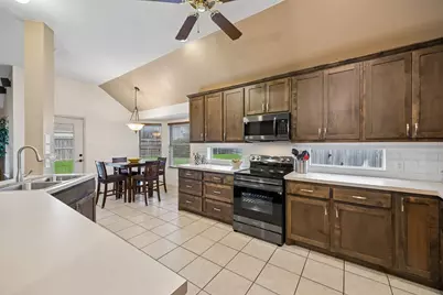 8413 Island Court, Fort Worth, TX 76137 - Photo 11