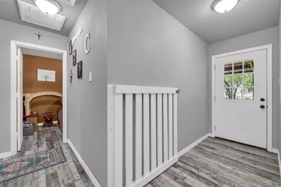 408 Little Avenue, McGregor, TX 76657 - Photo 17