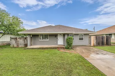 408 Little Avenue, McGregor, TX 76657 - Photo 1
