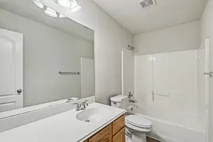 717 Oak Park Dr, Azle, TX 76020 - Photo 17
