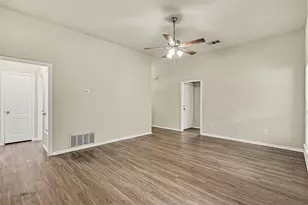 717 Oak Park Dr, Azle, TX 76020 - Photo 11