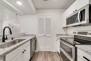 4911 Clover Haven St, Dallas, TX 75227 - Photo 15