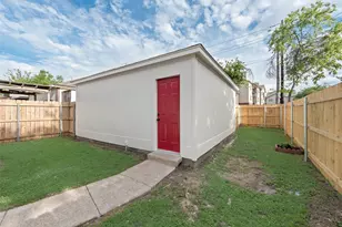 4911 Clover Haven St, Dallas, TX 75227 - Photo 23