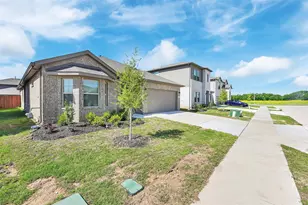 1012 Southwark Dr, Fort Worth, TX 76247 - Photo 3