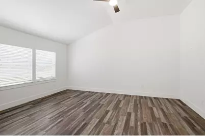 105 Anderson Street, Burleson, TX 76028 - Photo 9
