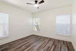 105 Anderson St, Burleson, TX 76028 - Photo 19